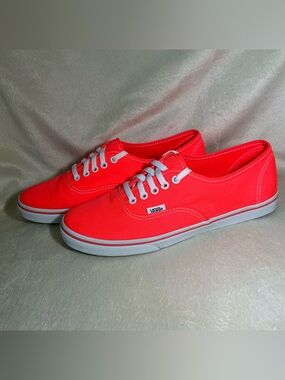 VANS Authentic Lo Pro Neon Coral Classic Canvas Sneakers women’s size 8.5